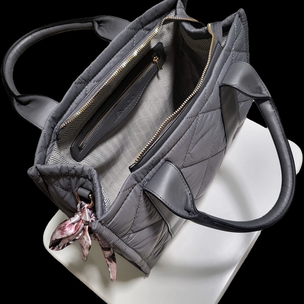 Jen & Co quilted handbag